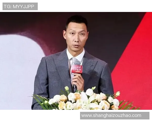 易建联正式宣布加盟CBA广东队,引发球迷热议 易建联正式宣布加盟CBA广东队,引发球迷热议